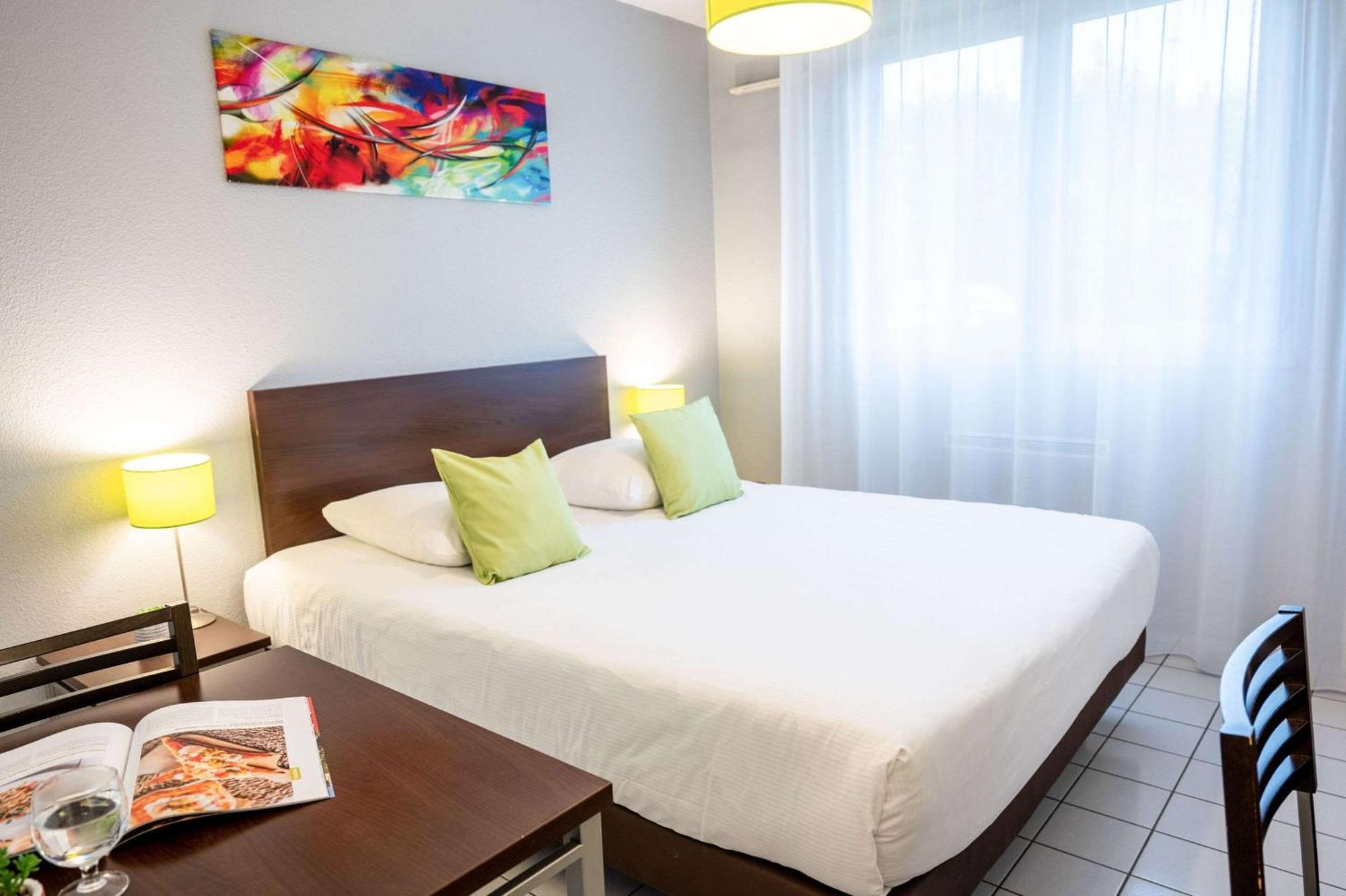 Comfort Aparthotel Besancon La City Екстер'єр фото